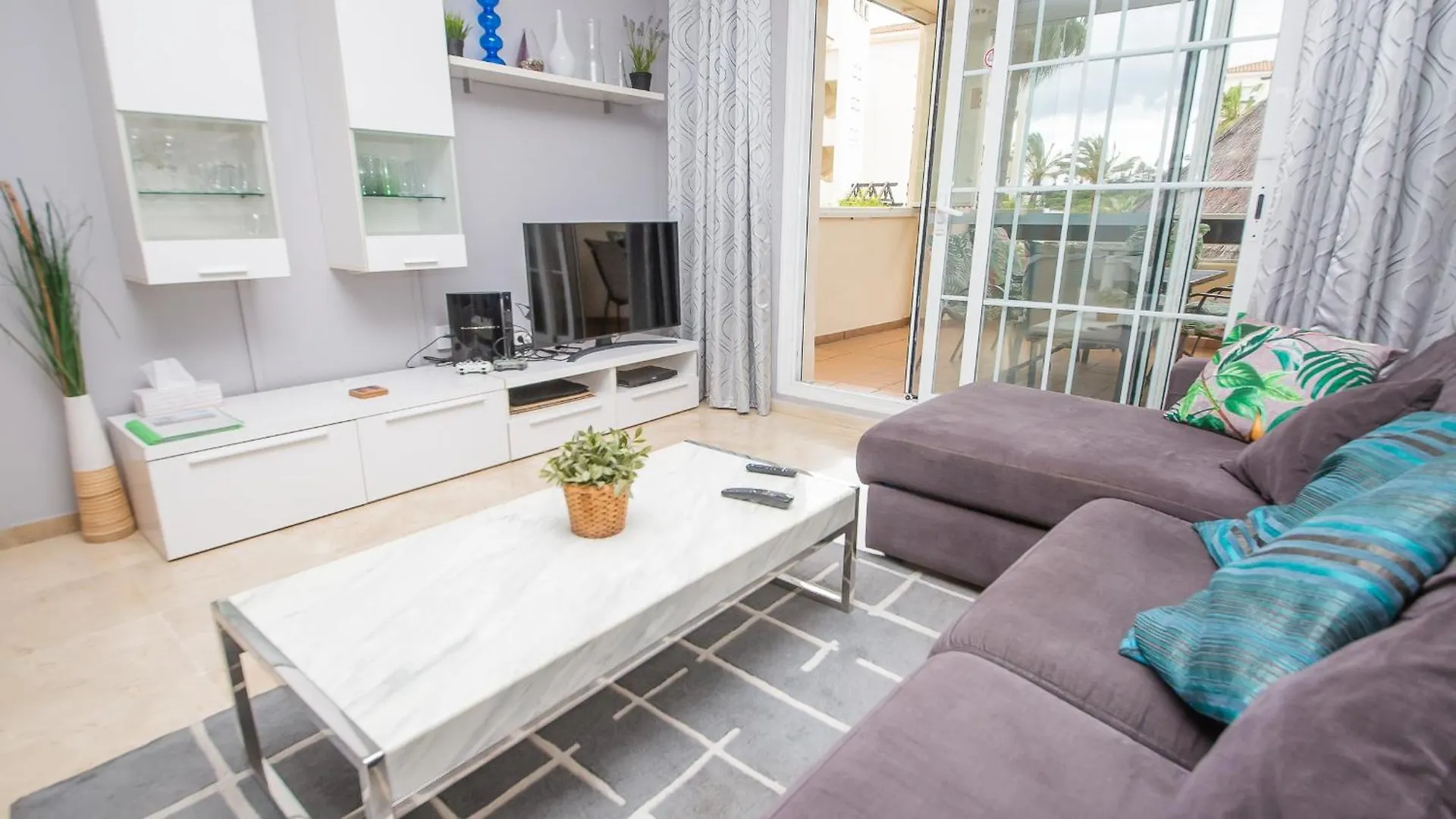 Residencial Duquesa 16 1A Apartment Manilva
